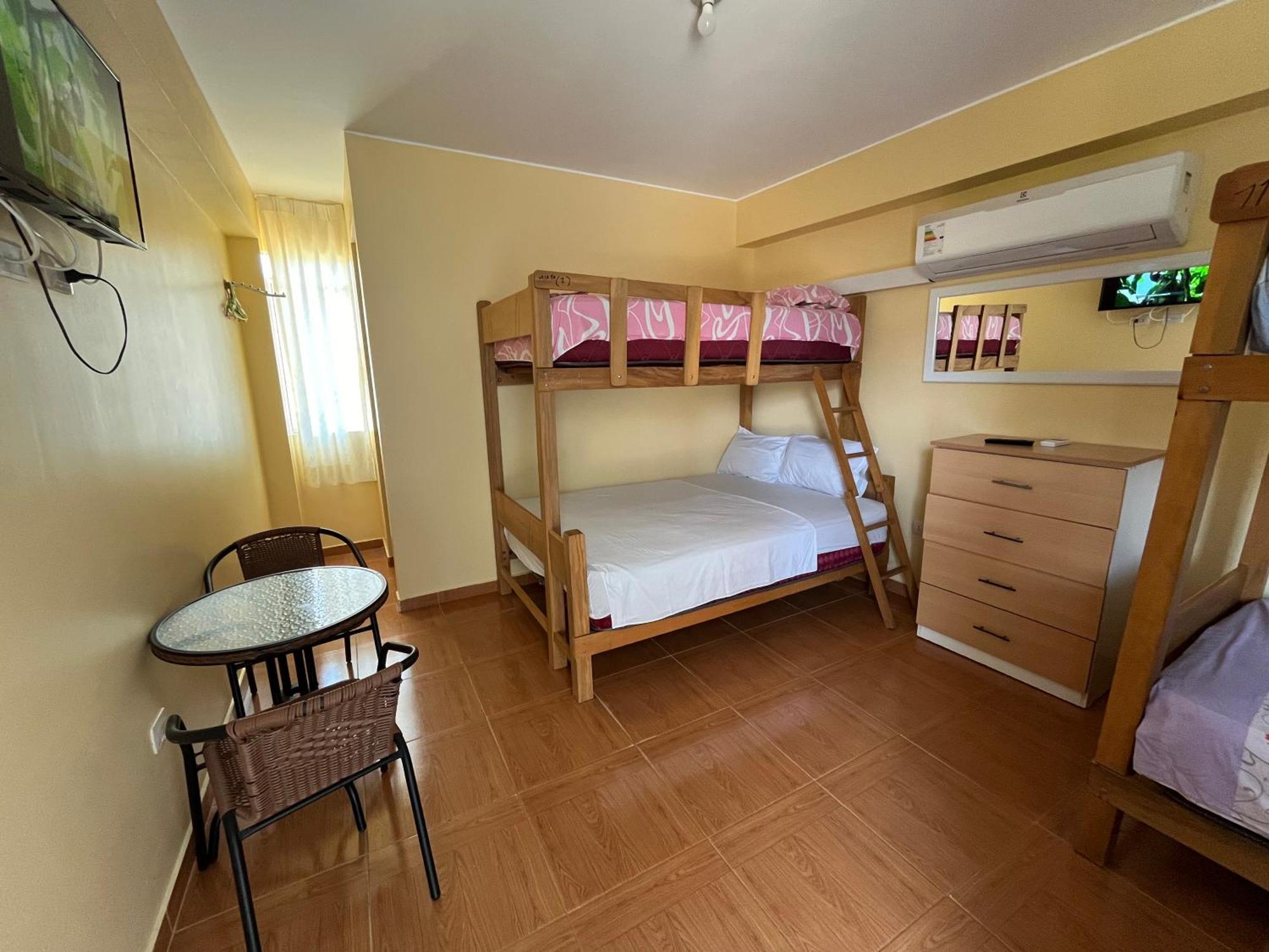 Hospedaje Ola Marina Манкора Екстериор снимка